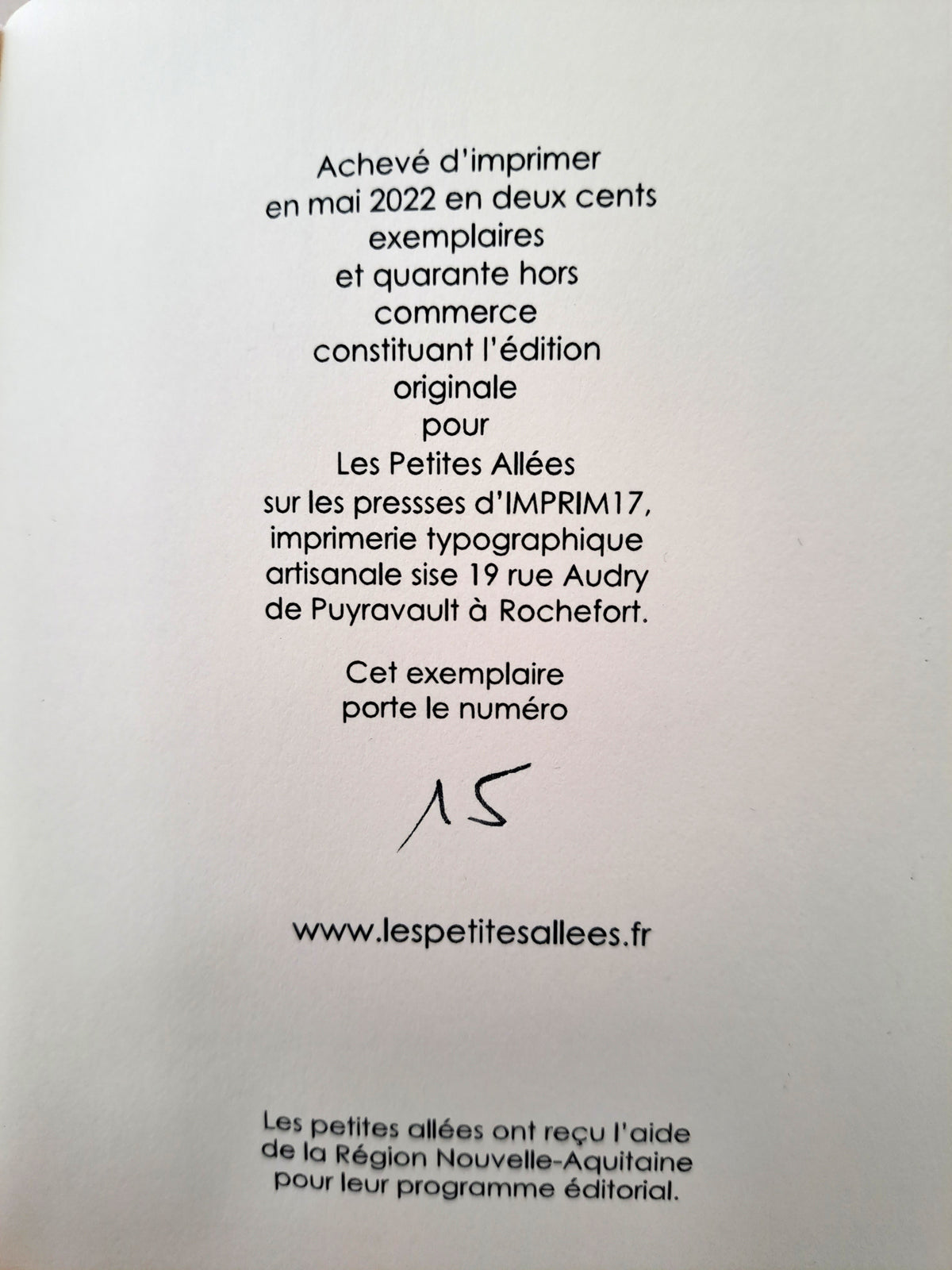 Je suis un monde, text by Tiphaine Le Gall, photography by Tereza Kozinc