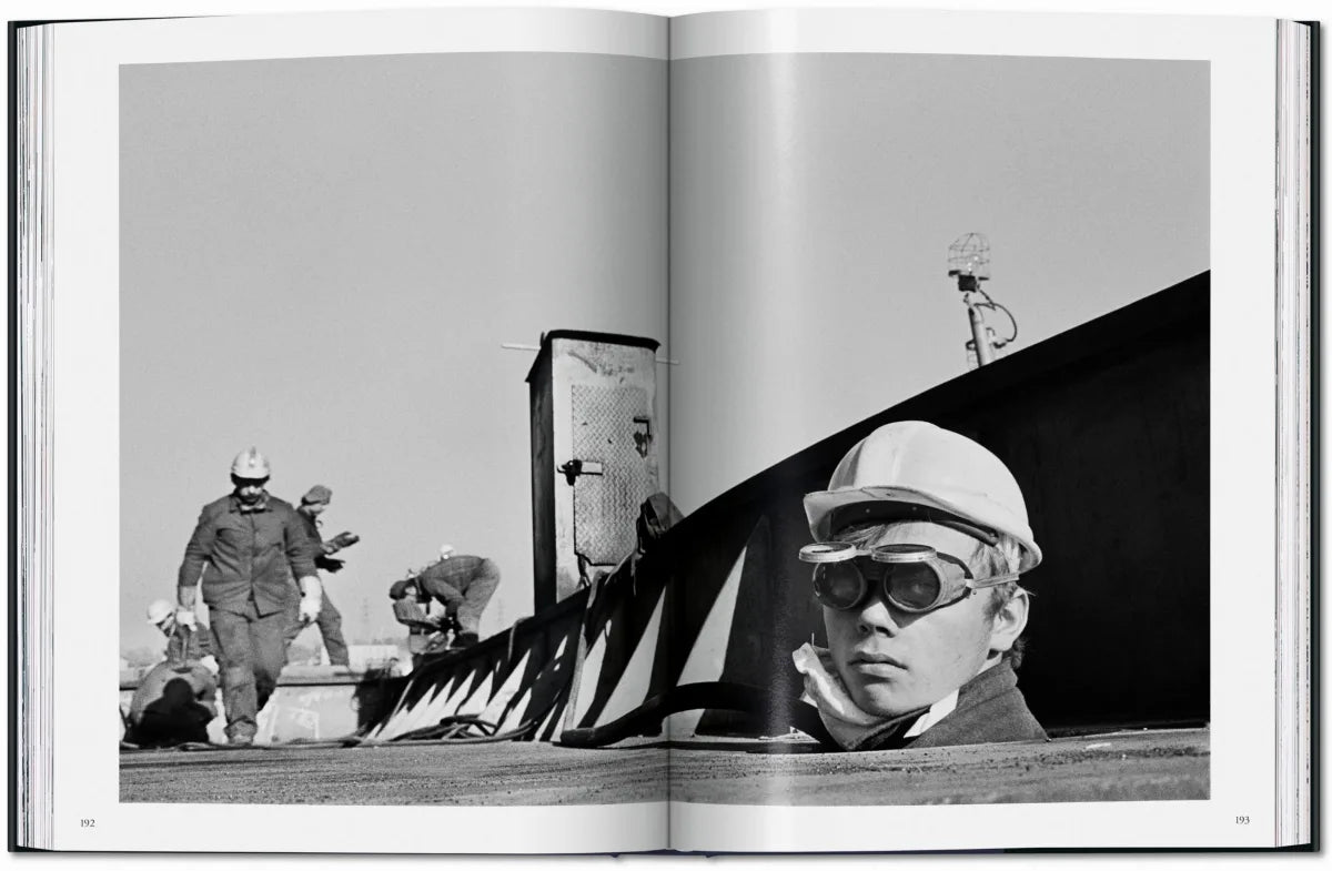 Sebastião Salgado / Workers