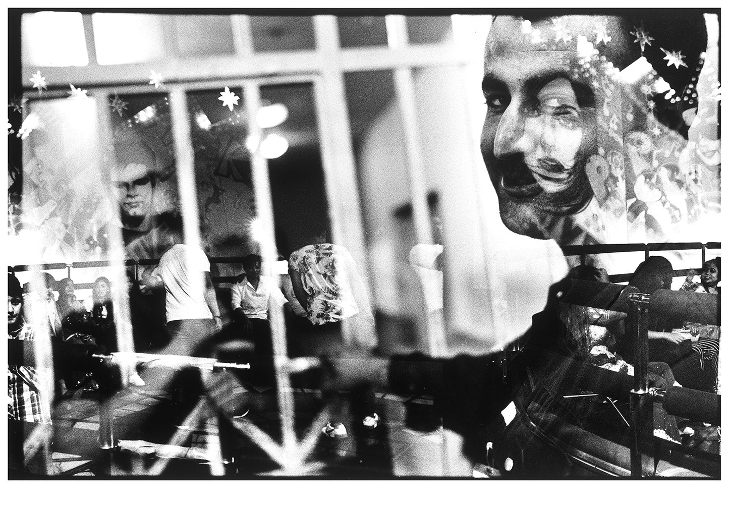 Simon Chang / Special edition of Shepherds and the Slaughterhouse (Pastirji in klavnica)