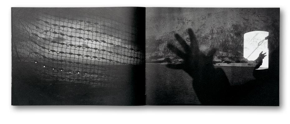 Andreas H. Bitesnich / Troubled Waters