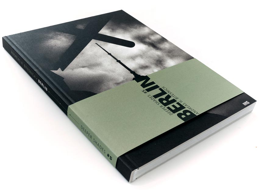 Andreas Bitesnich / Deeper Shades #05 Berlin
