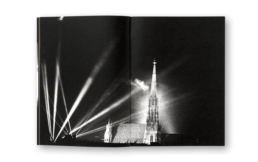 Andreas H. Bitesnich / Deeper Shades #04 Vienna