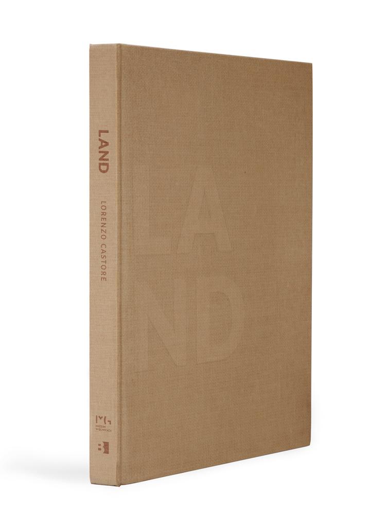 Lorenzo Castore / Land