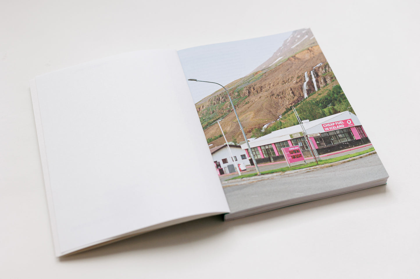 Matjaž Rušt, Katja Goljat, Ströndin Studio / Skriðusögur (The Landslide Stories)