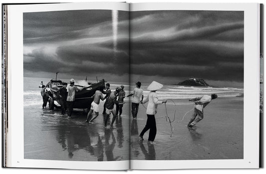 Sebastião Salgado / Exodus