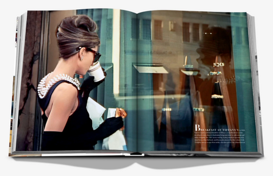 5th Avenue: 200 Years of Stories and Legends