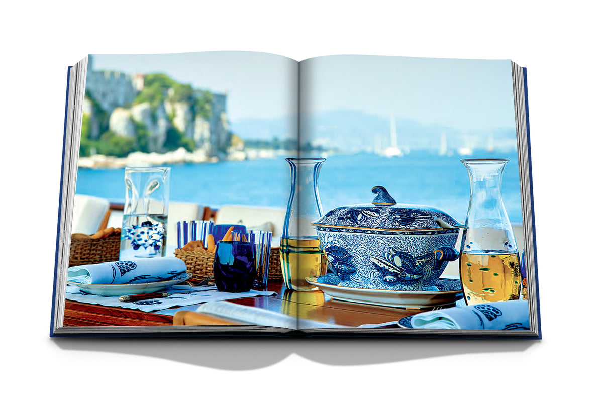 Valentino: At the Emperor's Table