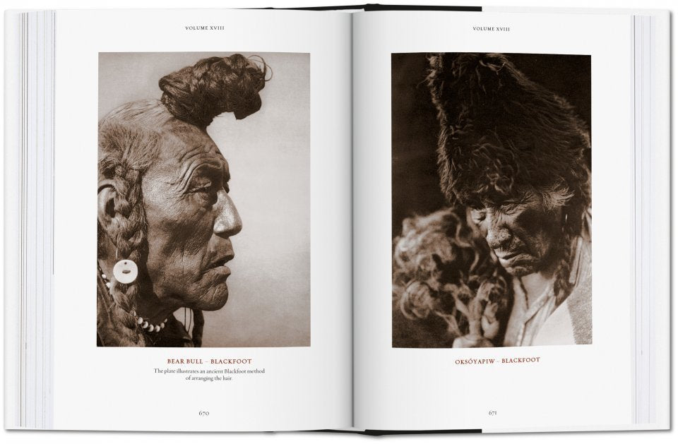 Edward S. Curtis / The North American Indian. The Complete Portfolios